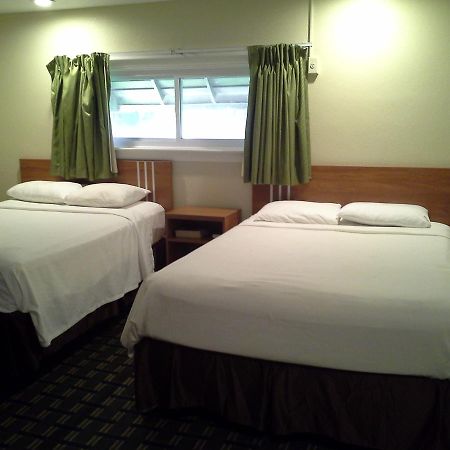 Economy Inn Тонаванда Екстер'єр фото